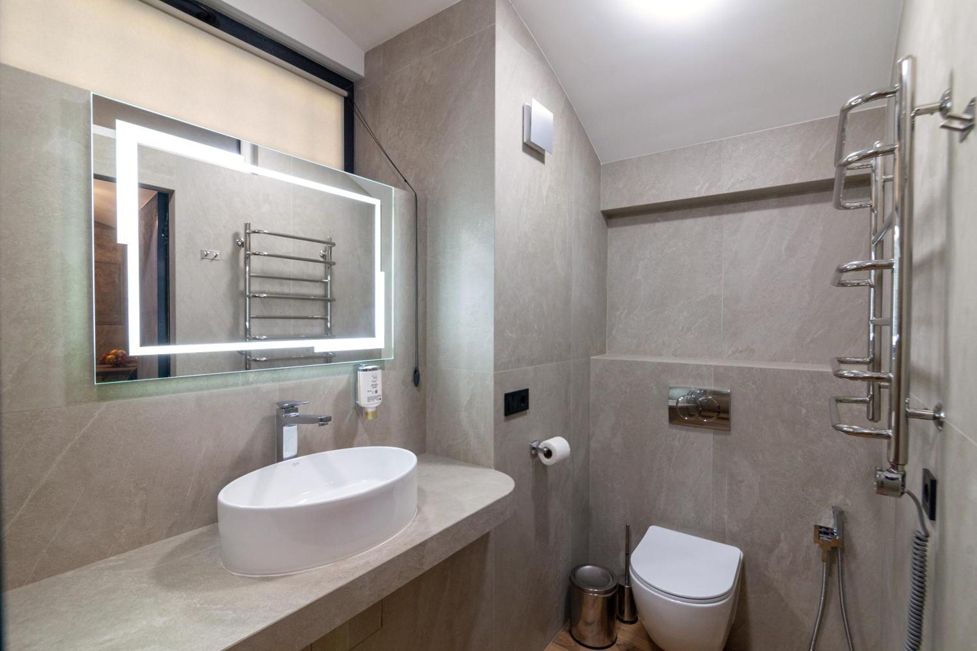 Royal Hot Jucuzzi Apartment Lwów Zewnętrze zdjęcie