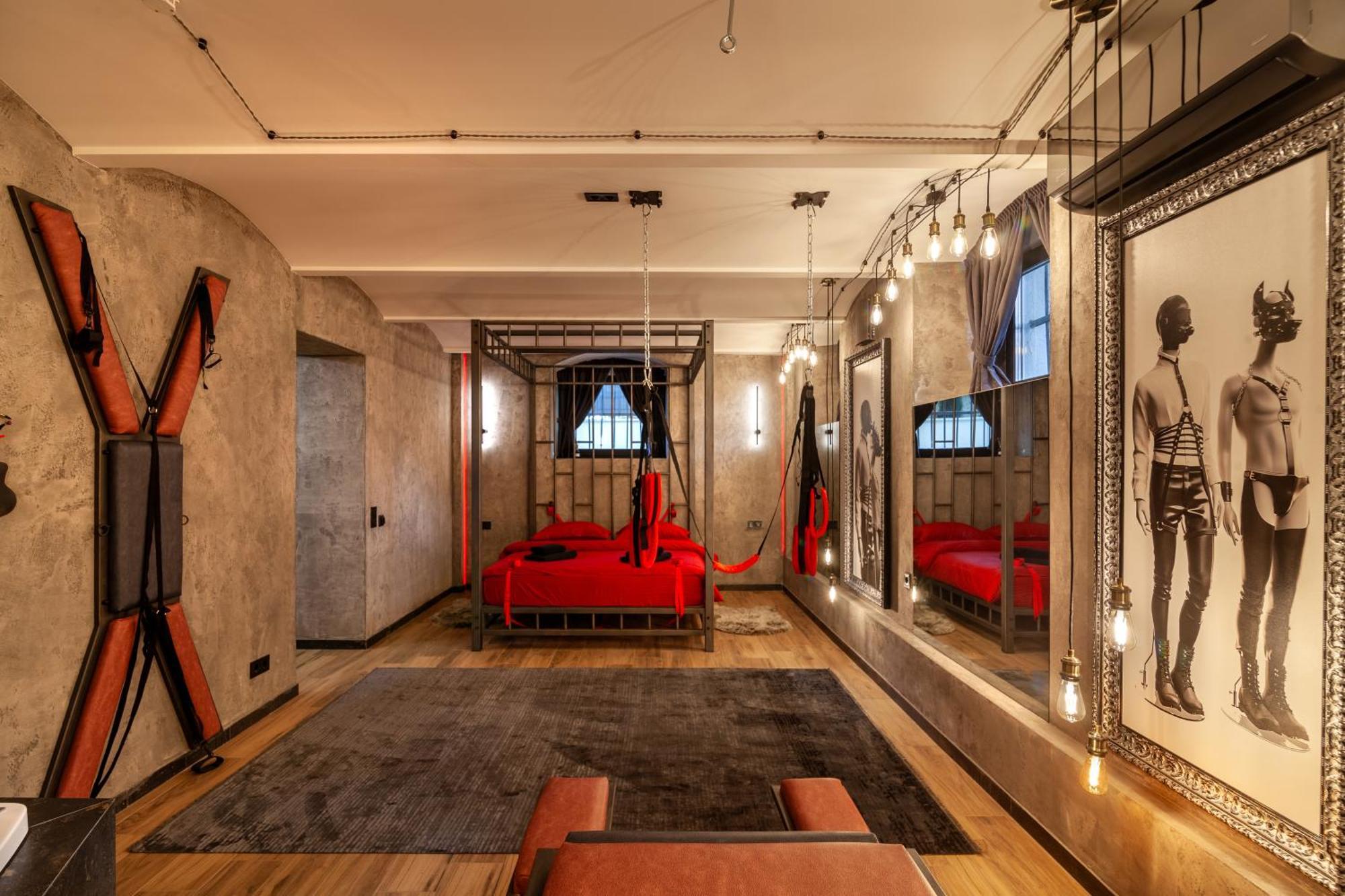 Royal Hot Jucuzzi Apartment Lwów Zewnętrze zdjęcie